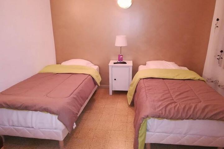 Room 18 of 62