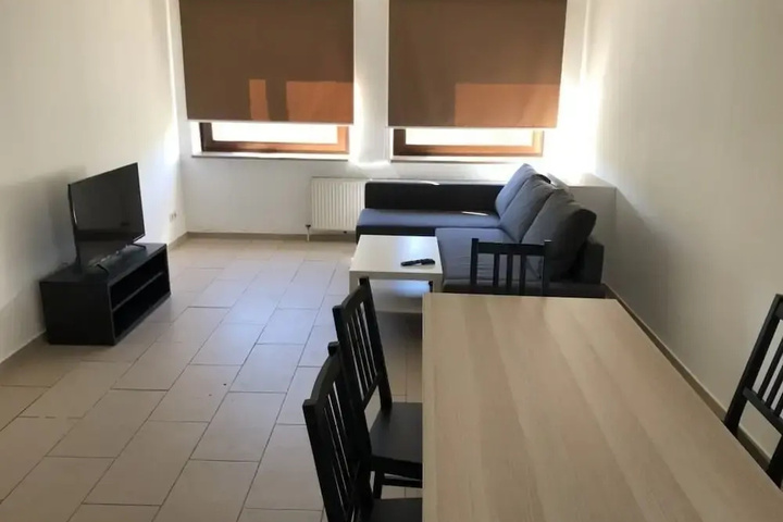 Room 5 of 25