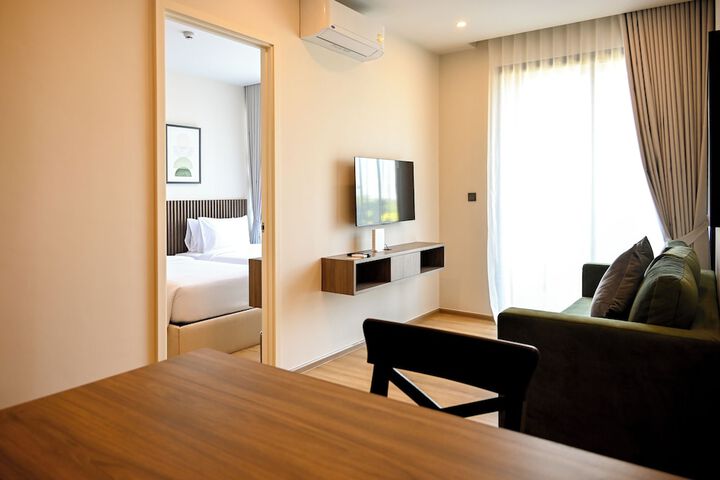 Room 90 of 251