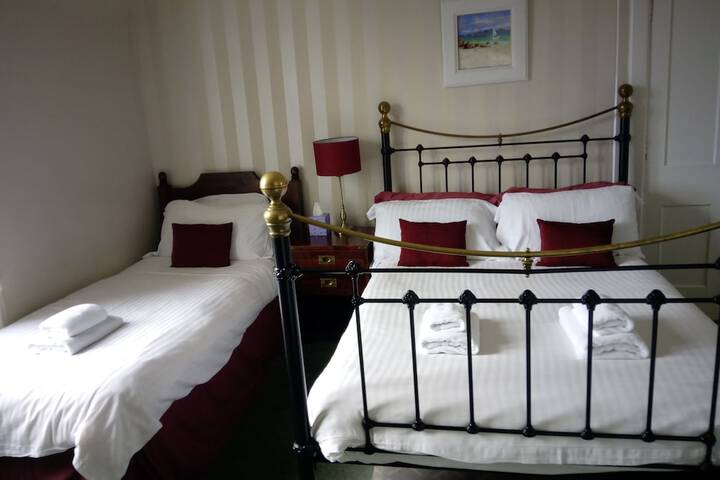 Room 19 of 47