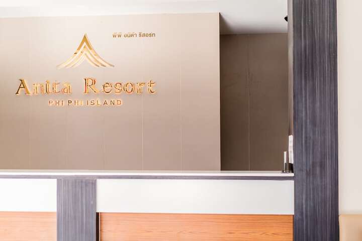 Hotel Interior 6 of 179