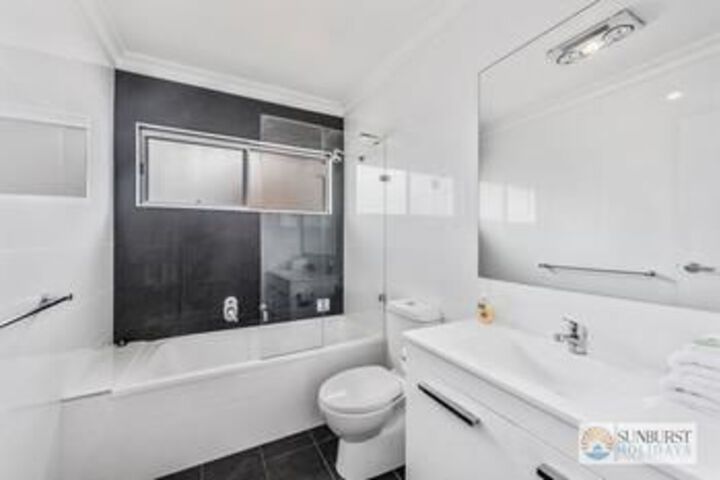 Room 3 of 22
