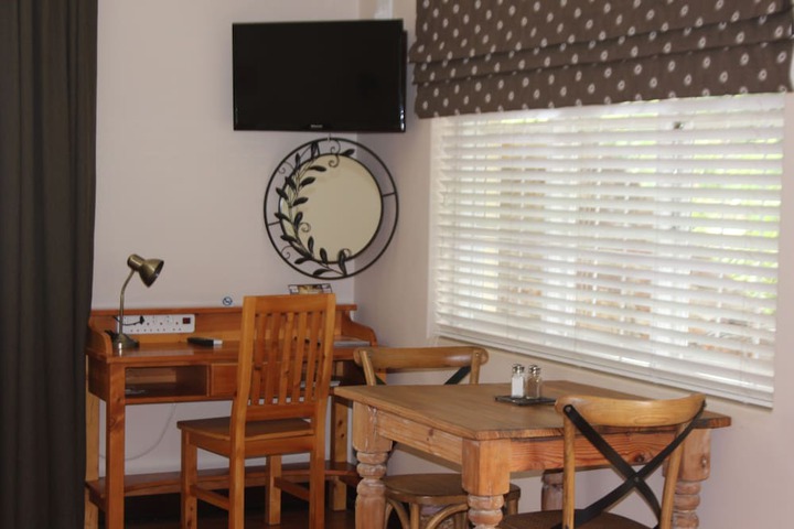 Dining Photos