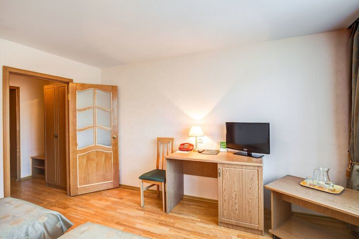 Room 9 of 52