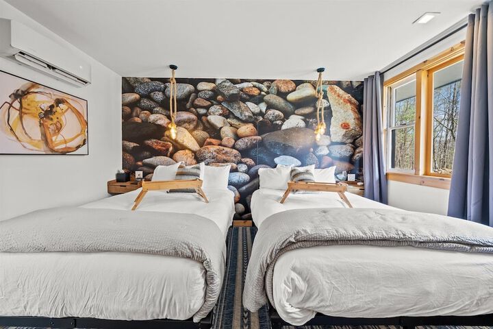 Room 16 of 130