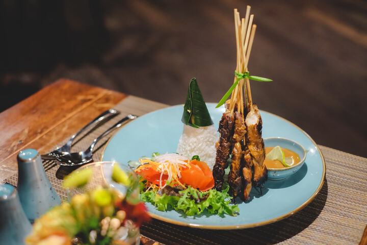 Dining 57 of 66