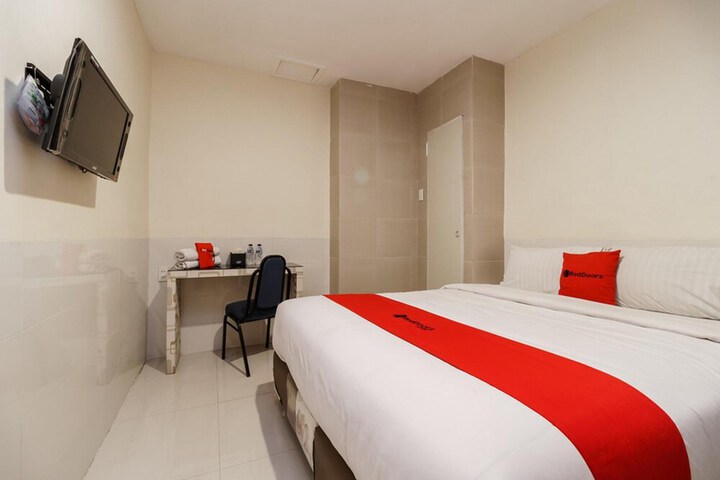 Room 17 of 45