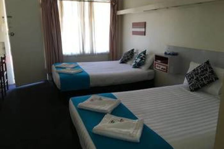 Room 5 of 71