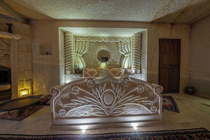 Room 12 of 67