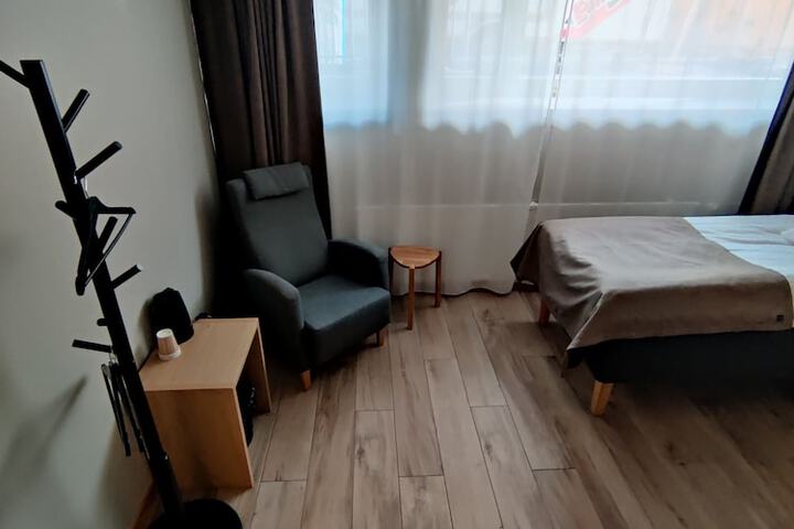 Room 10 of 58