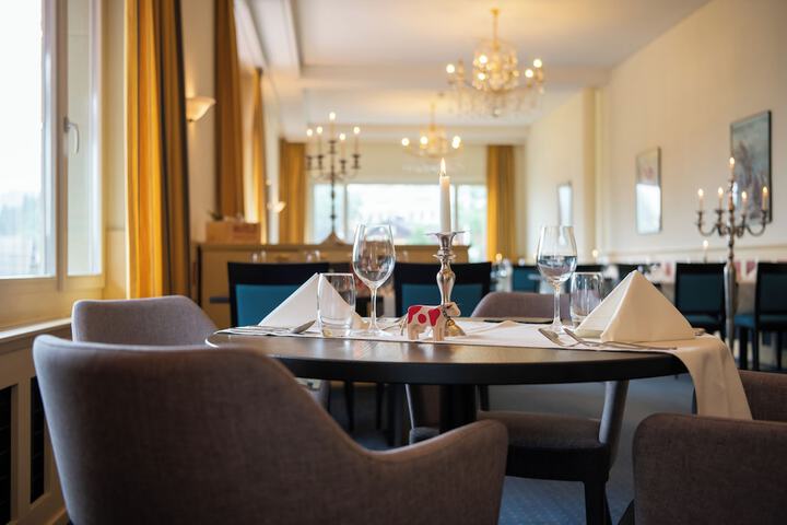 Dining 50 of 71