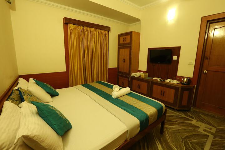 Room 5 of 52
