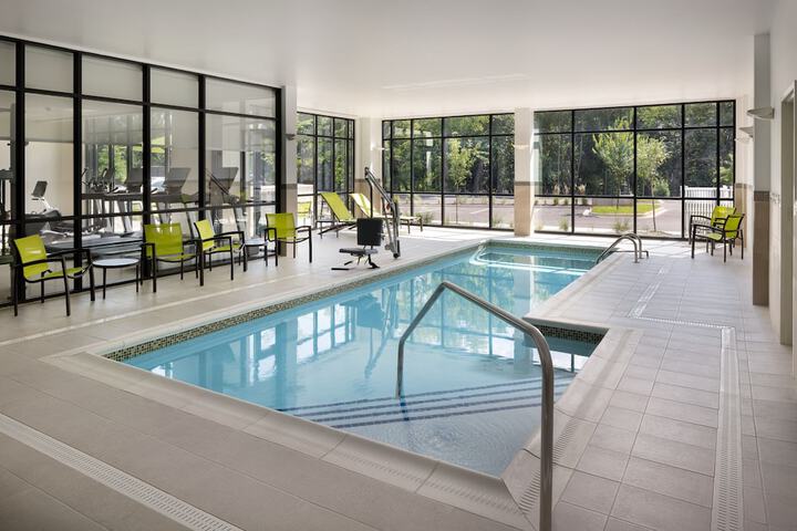 Photo of SpringHill Suites by Marriott Bowling Green Pool