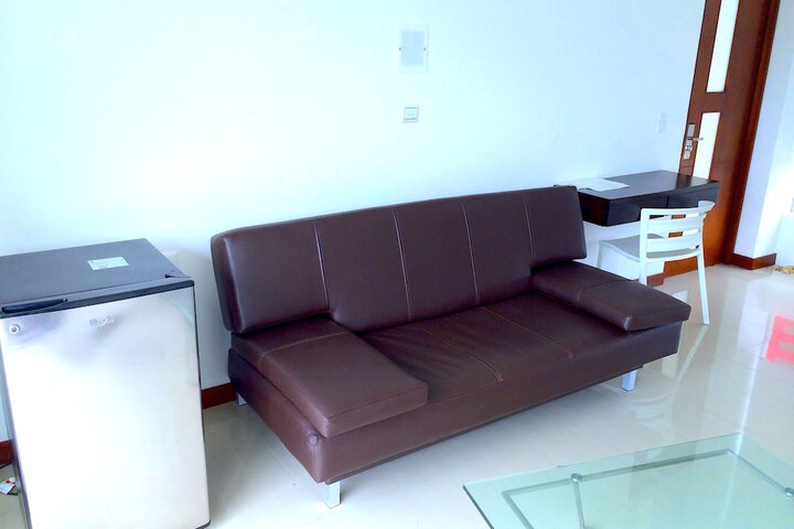 Room 18 of 43