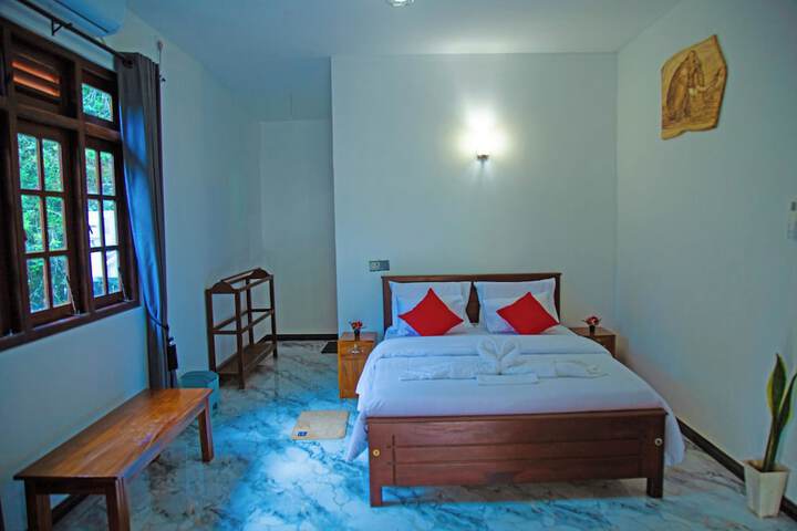 Room 3 of 59
