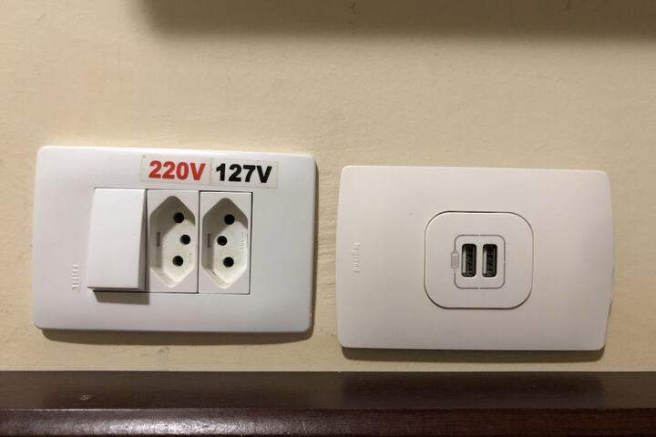 Room 5 of 34