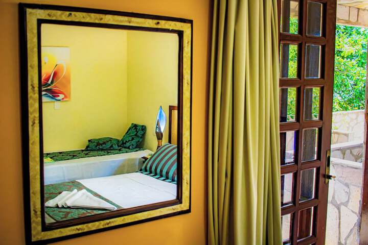 Room 27 of 63