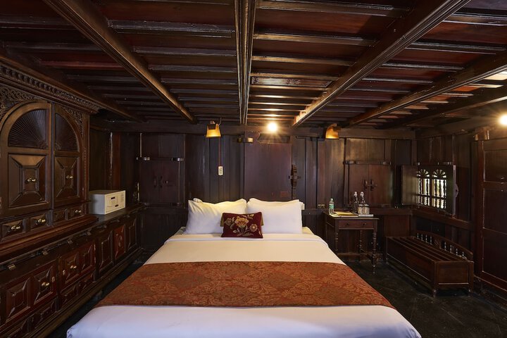 Room 21 of 115