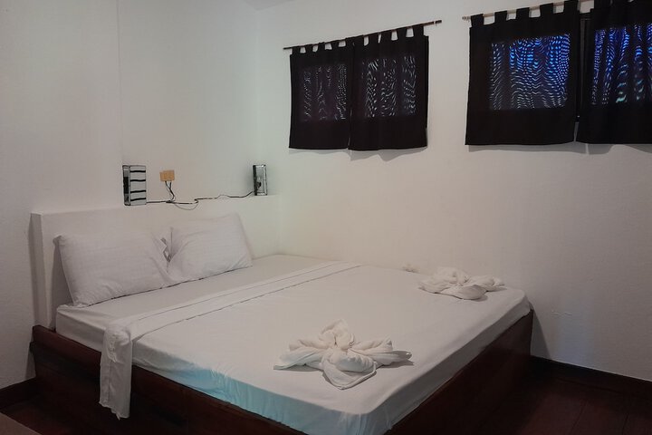 Room 27 of 49
