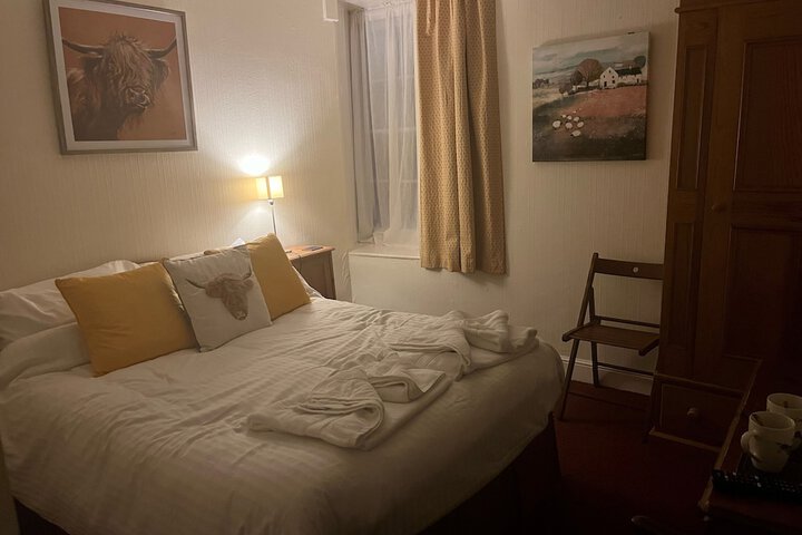 Room 3 of 19