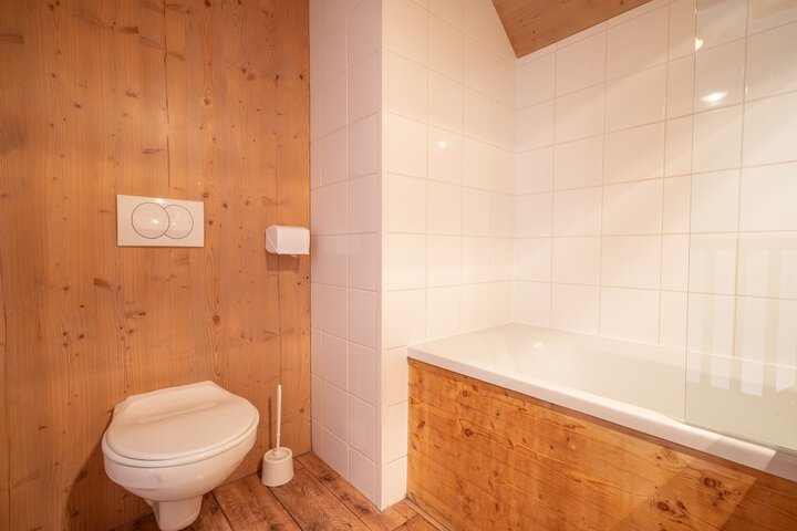 Room 15 of 29