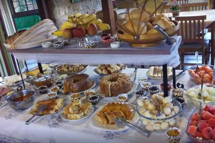 Breakfast/Coffee Service 42 of 62