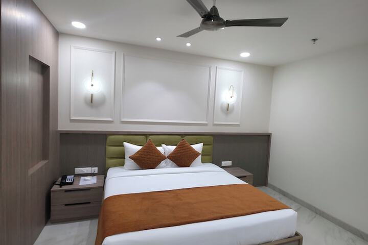 Room 21 of 45