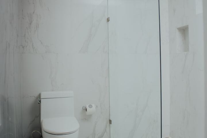 Room 26 of 46