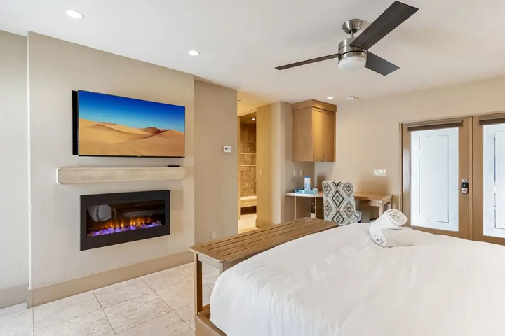Komfy King Suite