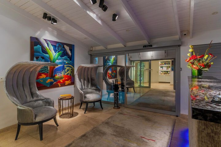 Hotel Lobby