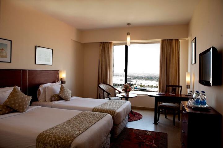 Room 4 of 21