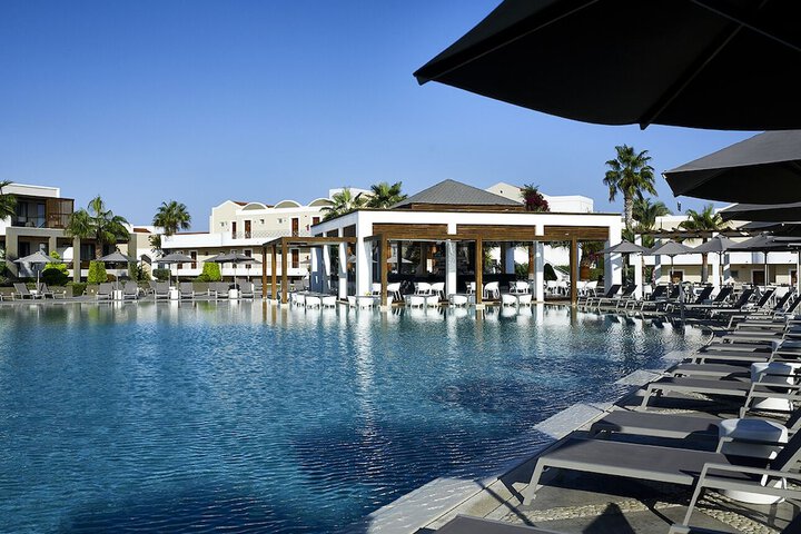 Pool 83 of 185