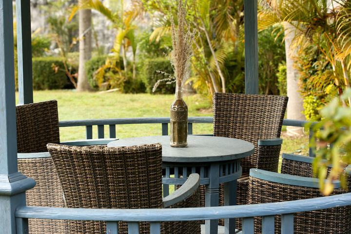 Hotel Entry