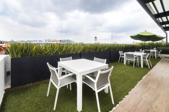 Terrace/Patio 44 of 48