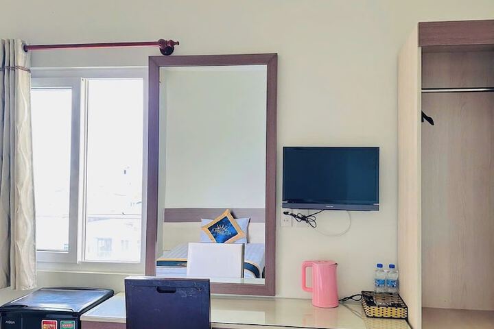 Room 25 of 36
