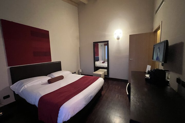 Room 22 of 39