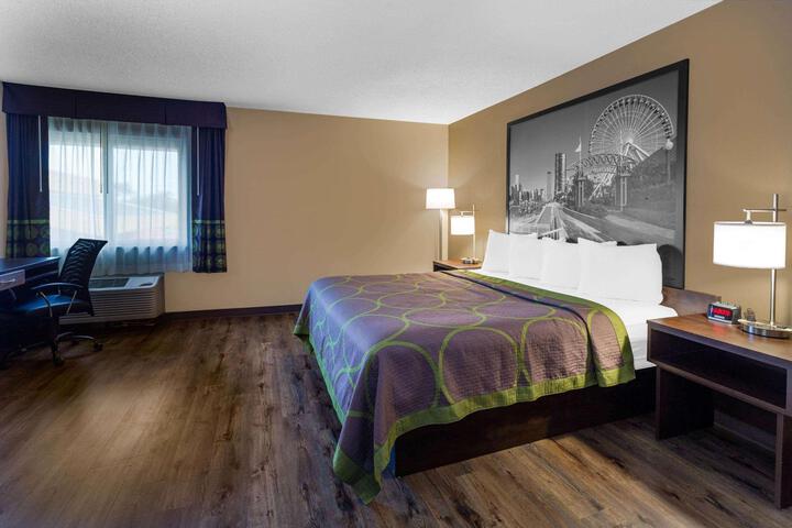 1 King Bed (6 of 6)