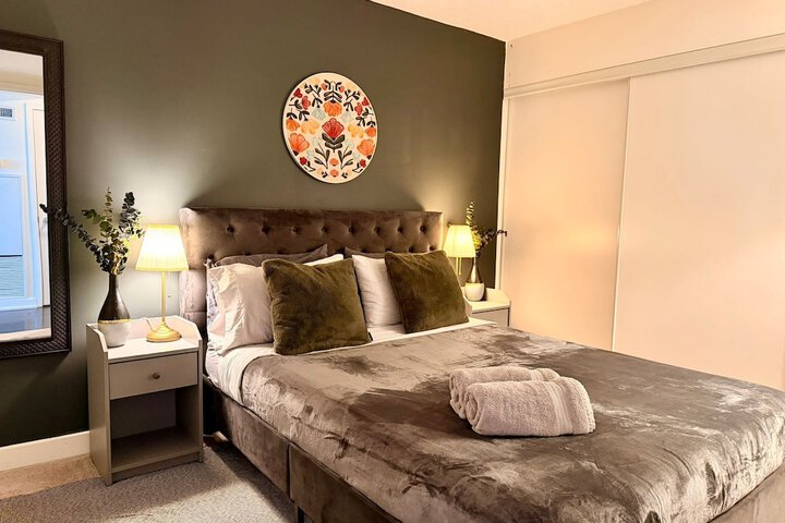 Room 9 of 70