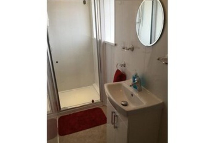 Room 6 of 40