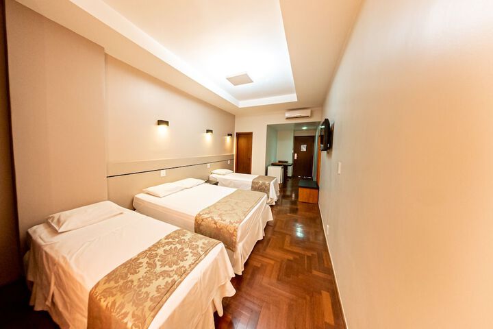 Room 9 of 47