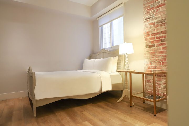 Room 10 of 57