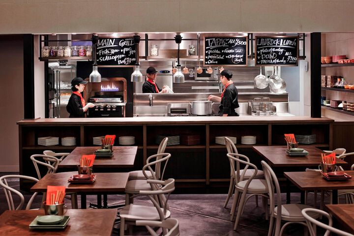 Dining Photos