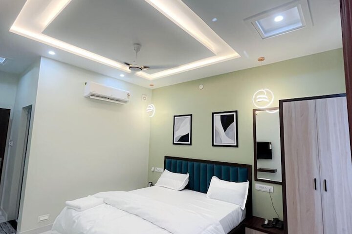 Room 4 of 39