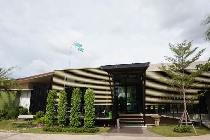 Mila Garden Hotel