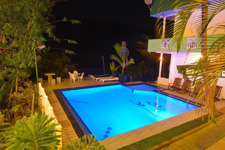 Kandy Riverside Villa