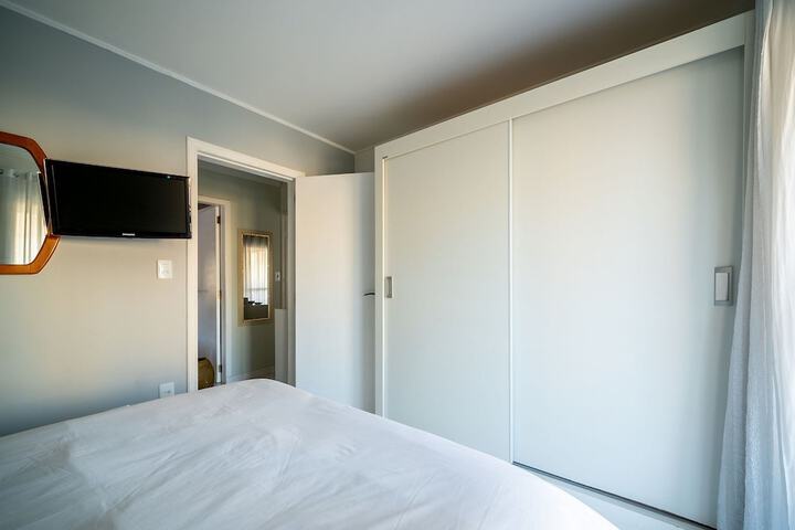 Room 5 of 30