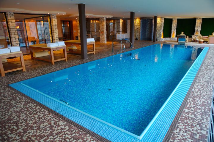 Pool 9 of 13