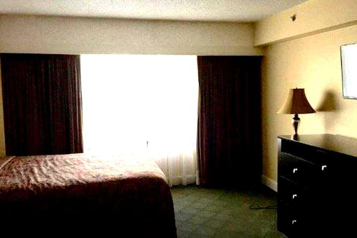 Room 7 of 112