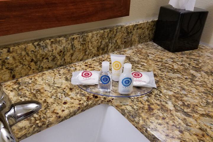 Bathroom amenities