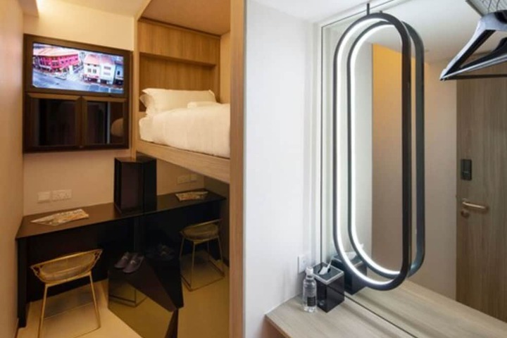 Room 48 of 180
